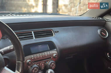 Купе Chevrolet Camaro 2011 в 