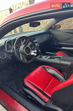 Купе Chevrolet Camaro 2011 в 