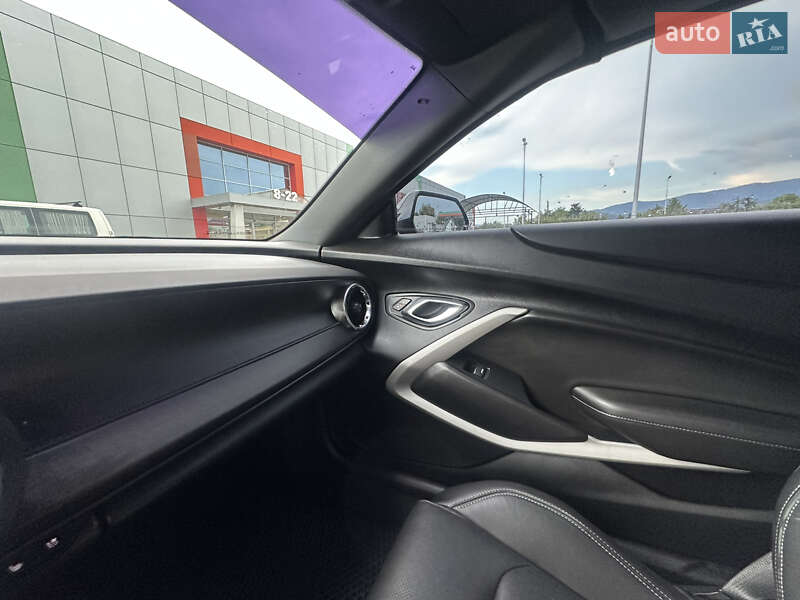 Кабриолет Chevrolet Camaro 2020 в Сваляве