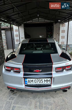 Купе Chevrolet Camaro 2012 в 