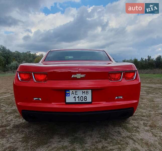 Купе Chevrolet Camaro 2011 в Дніпрі