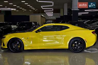Купе Chevrolet Camaro 2016 в 