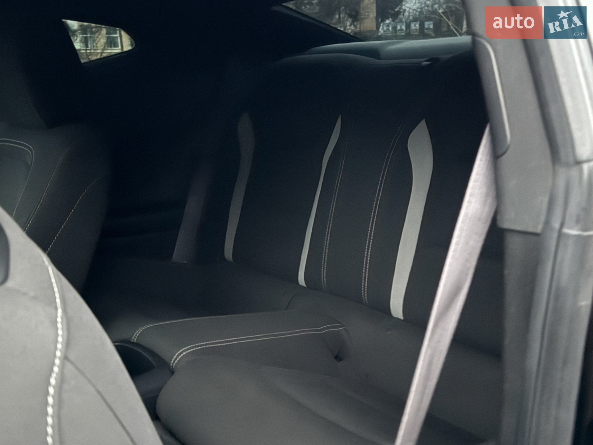2017 Chevrolet Camaro - мініатюра 15