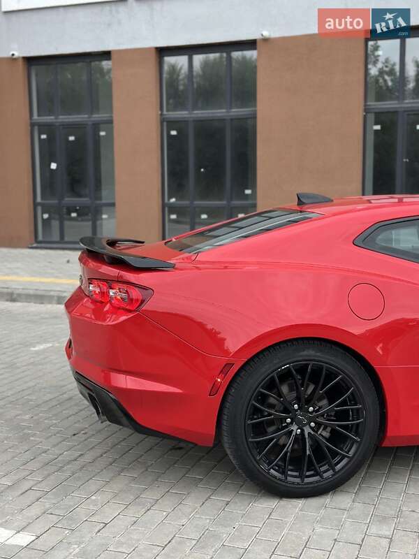 Купе Chevrolet Camaro 2019 в Львове