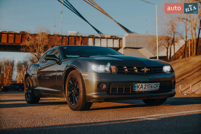 Купе Chevrolet Camaro 2015 в Киеве