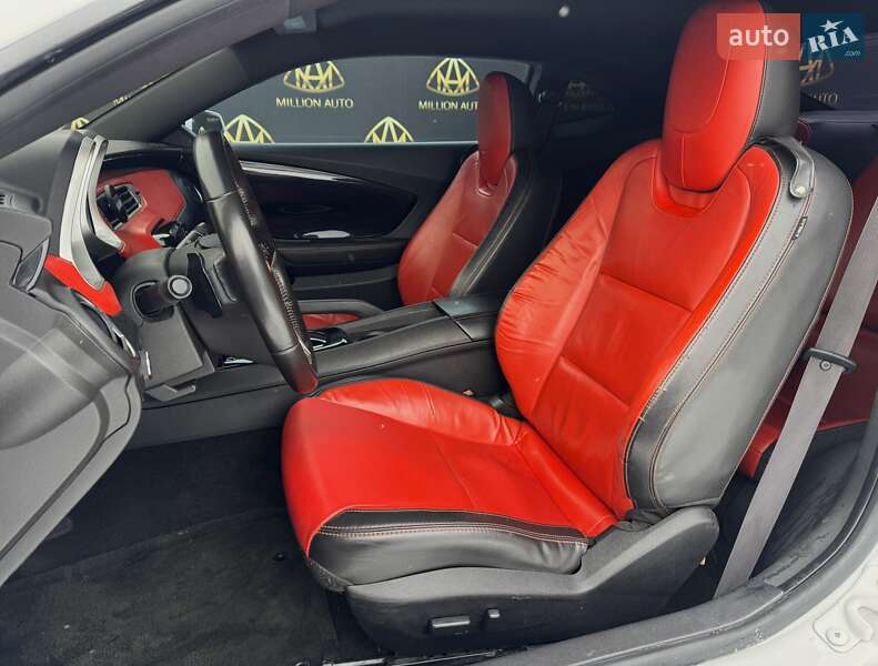 Купе Chevrolet Camaro 2015 в Киеве