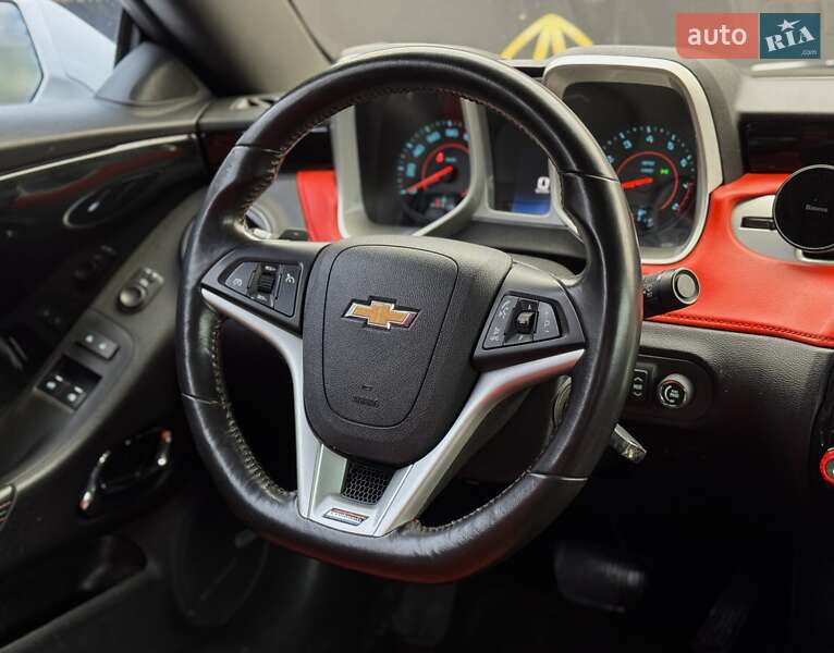 Купе Chevrolet Camaro 2015 в Киеве