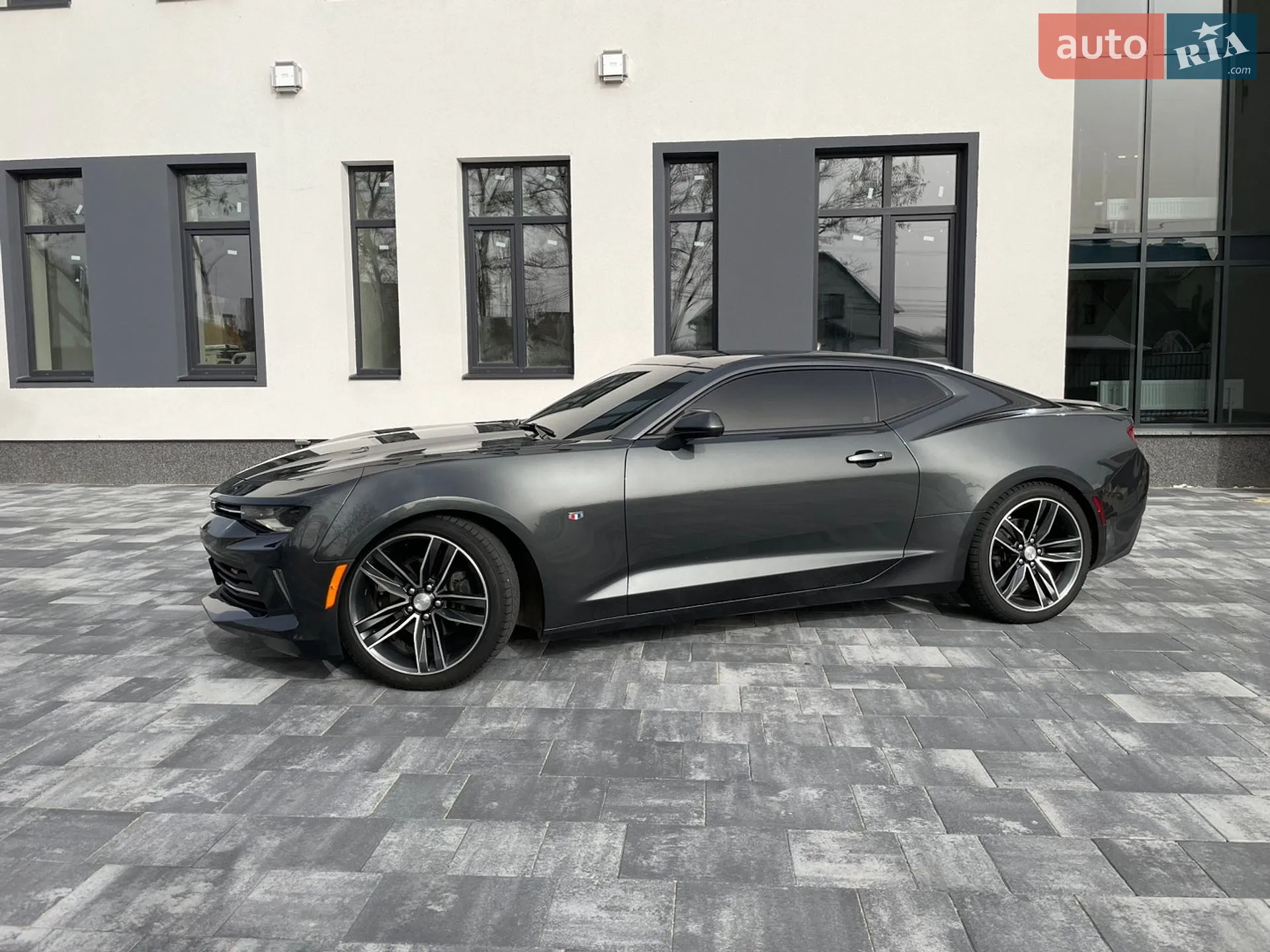 2017 Chevrolet Camaro - мініатюра 4