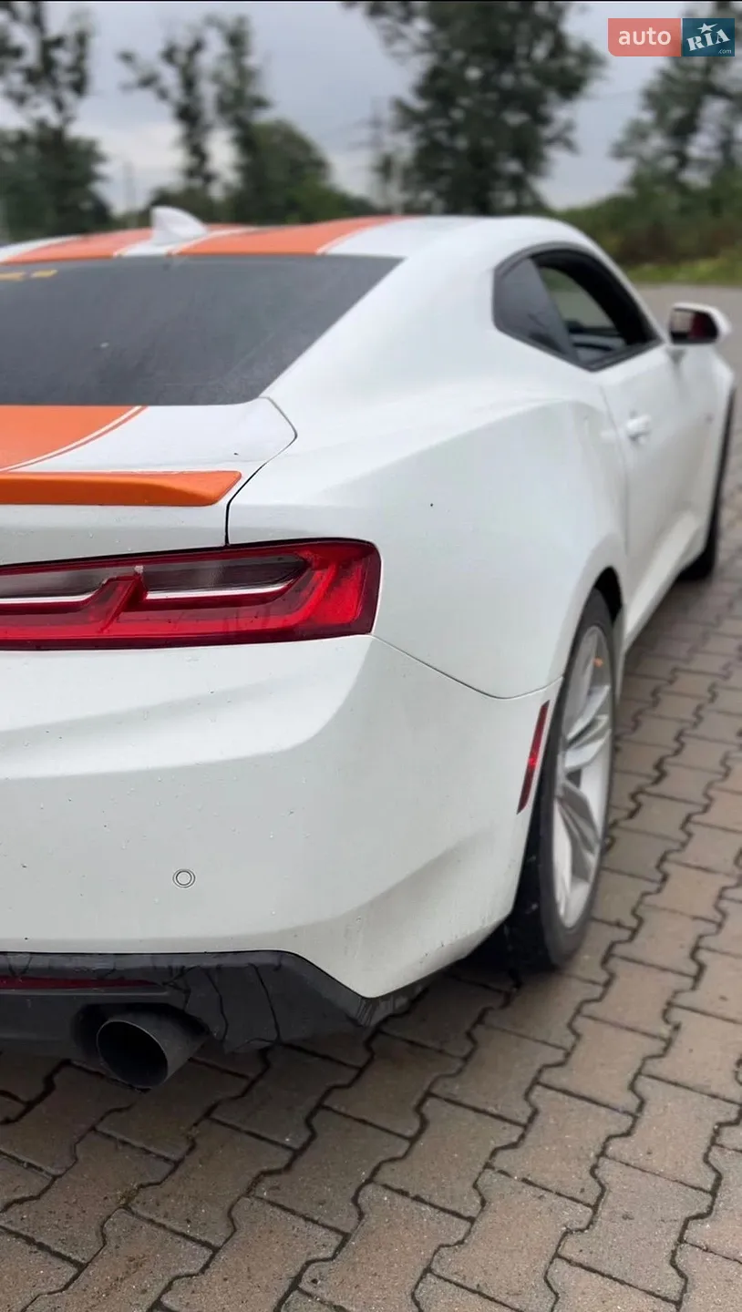 2016 Chevrolet Camaro - мініатюра 4