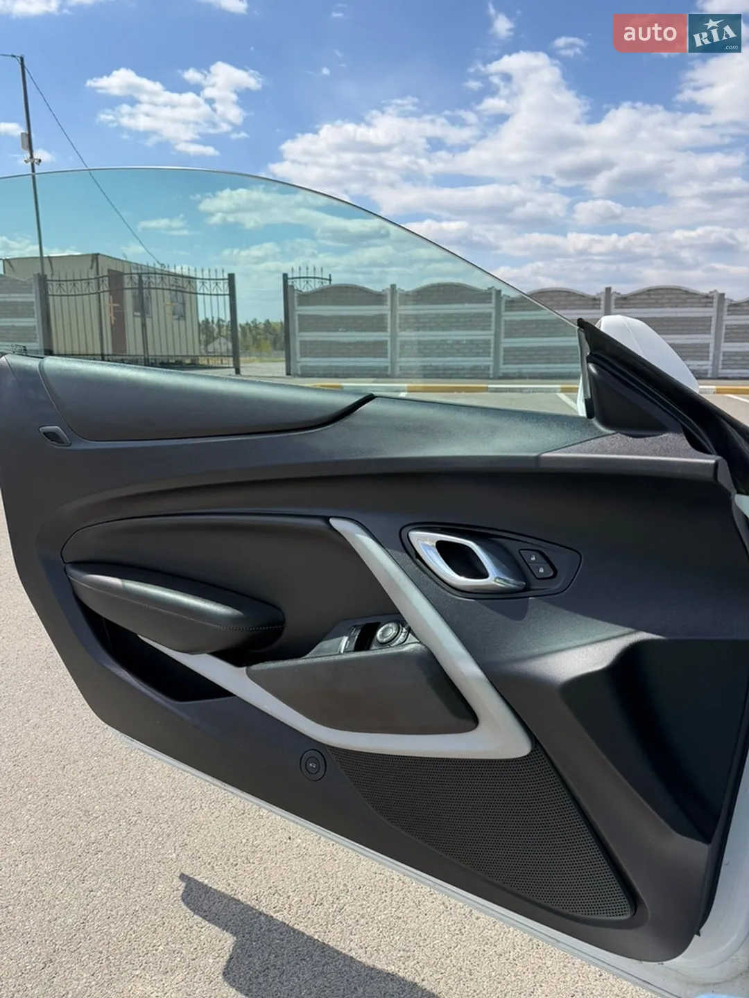 2019 Chevrolet Camaro - мініатюра 15