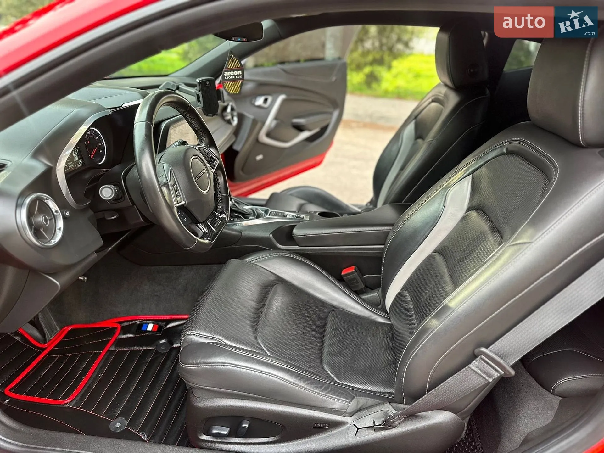 2018 Chevrolet Camaro - мініатюра 41