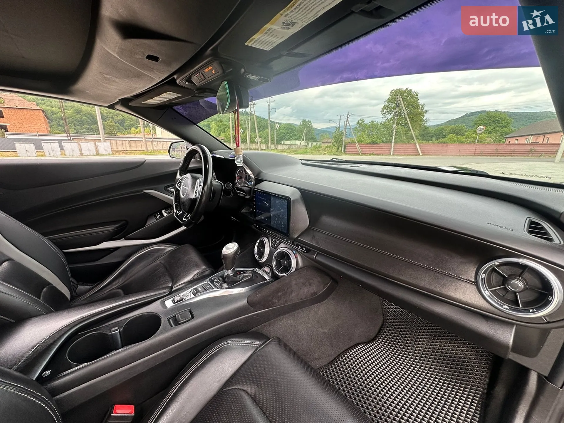 2019 Chevrolet Camaro - мініатюра 23