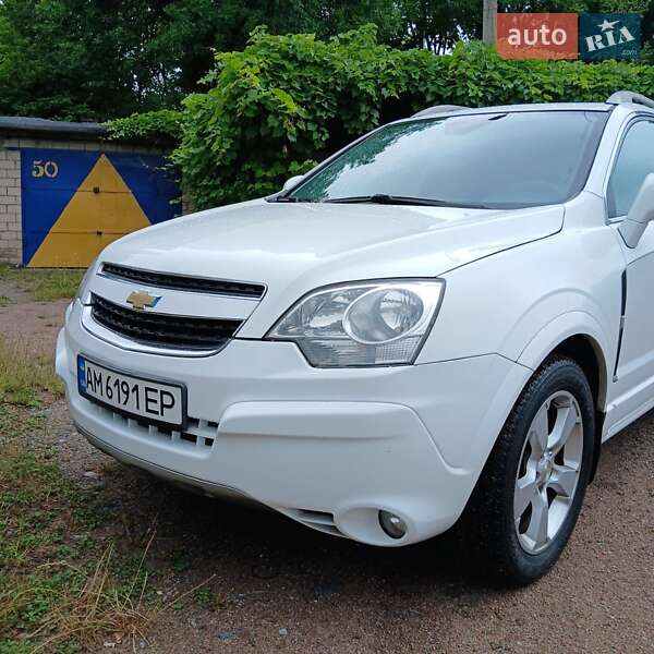 Внедорожник / Кроссовер Chevrolet Captiva Sport 2014 в Коростене