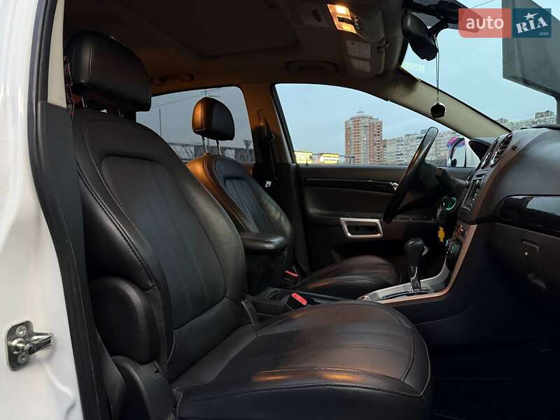 Внедорожник / Кроссовер Chevrolet Captiva Sport 2014 в Киеве