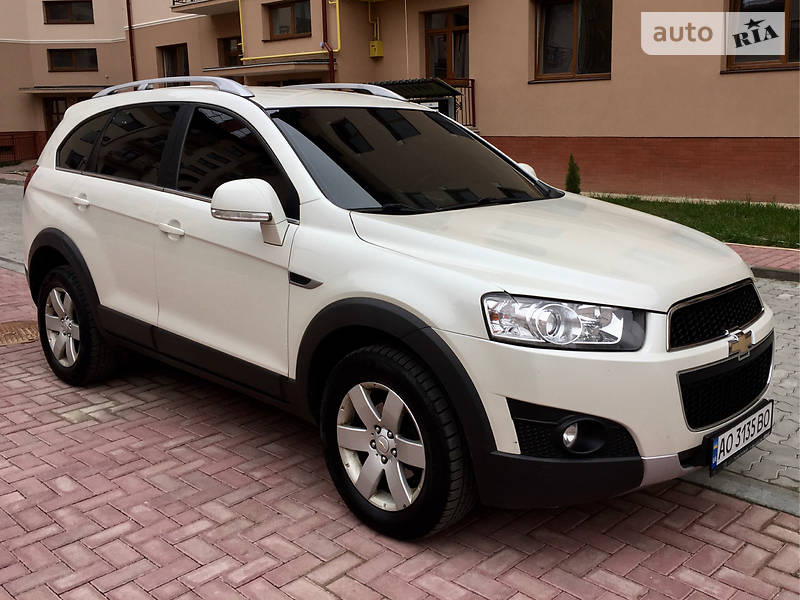 Внедорожник / Кроссовер Chevrolet Captiva 2012 в Ужгороде