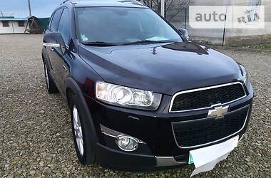 Позашляховик / Кросовер Chevrolet Captiva 2011 в 