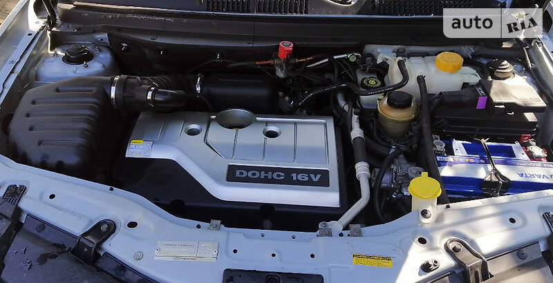 Позашляховик / Кросовер Chevrolet Captiva 2008 в Харкові