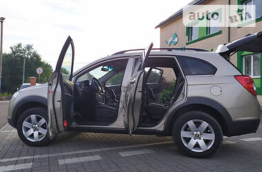 Позашляховик / Кросовер Chevrolet Captiva 2008 в 