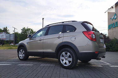 Позашляховик / Кросовер Chevrolet Captiva 2008 в 