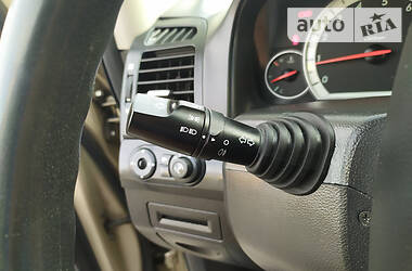 Позашляховик / Кросовер Chevrolet Captiva 2008 в 