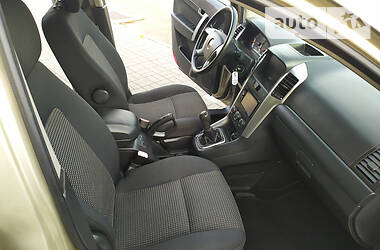 Позашляховик / Кросовер Chevrolet Captiva 2008 в 