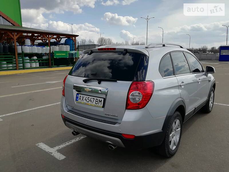 Позашляховик / Кросовер Chevrolet Captiva 2012 в Харкові