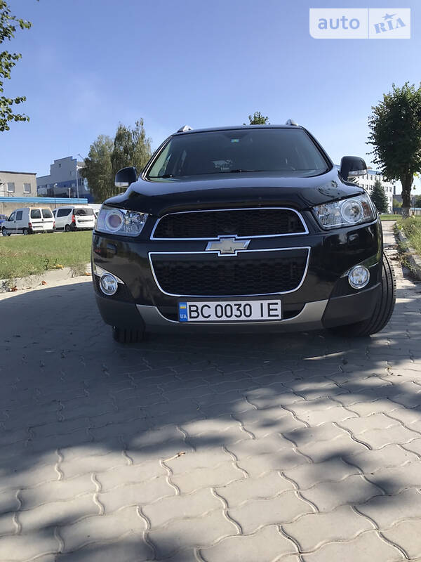 Внедорожник / Кроссовер Chevrolet Captiva 2011 в Сокале