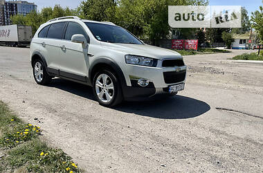 Внедорожник / Кроссовер Chevrolet Captiva 2012 в Луцке