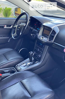 Внедорожник / Кроссовер Chevrolet Captiva 2012 в 
