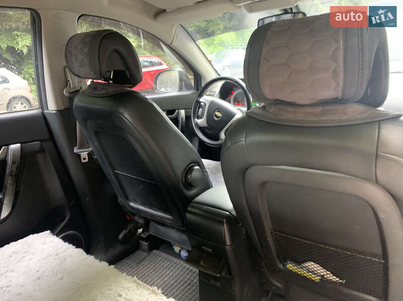 Универсал Chevrolet Captiva 2008 в Тячеве