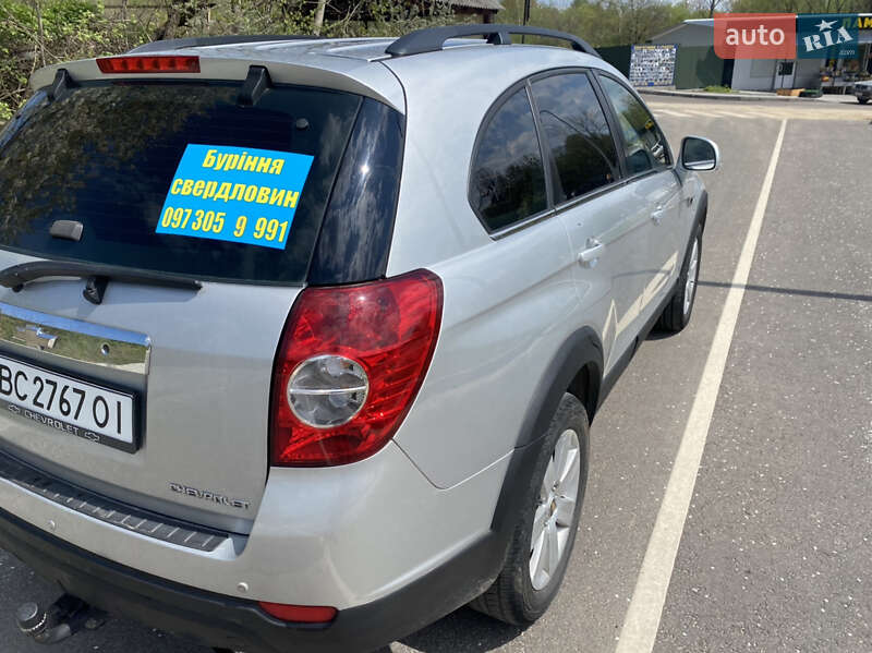 Позашляховик / Кросовер Chevrolet Captiva 2011 в Львові