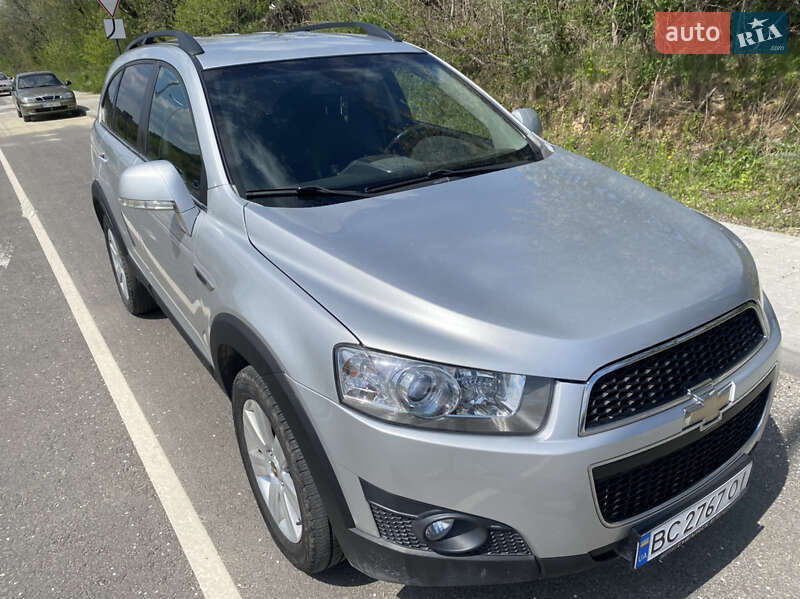 Позашляховик / Кросовер Chevrolet Captiva 2011 в Львові