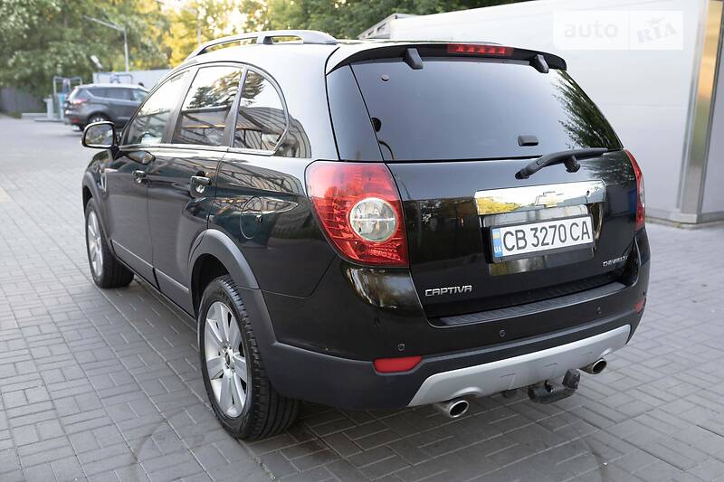 Позашляховик / Кросовер Chevrolet Captiva 2008 в Києві