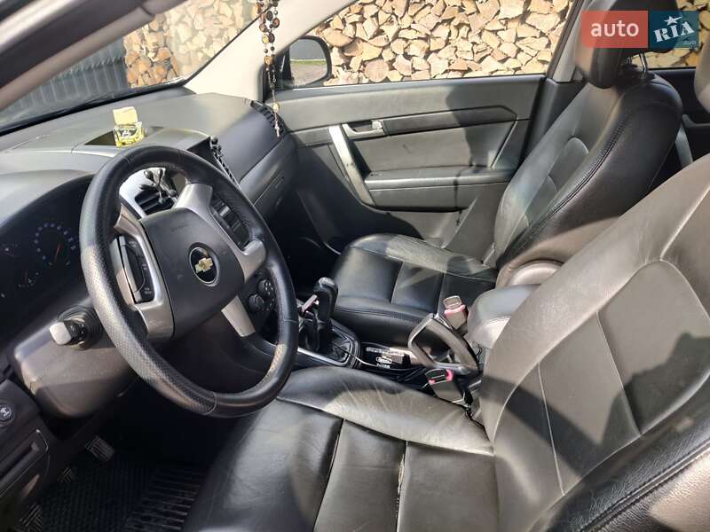 Внедорожник / Кроссовер Chevrolet Captiva 2009 в Демидовке