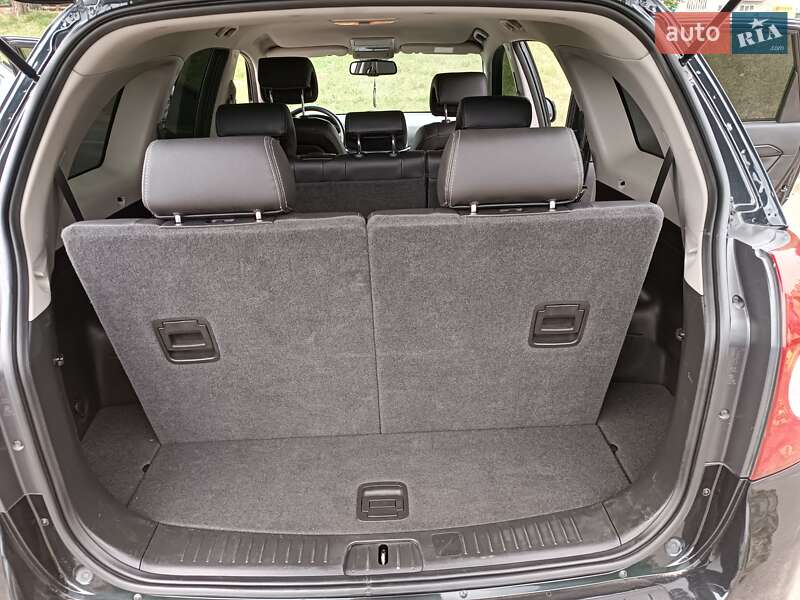 Внедорожник / Кроссовер Chevrolet Captiva 2012 в Житомире