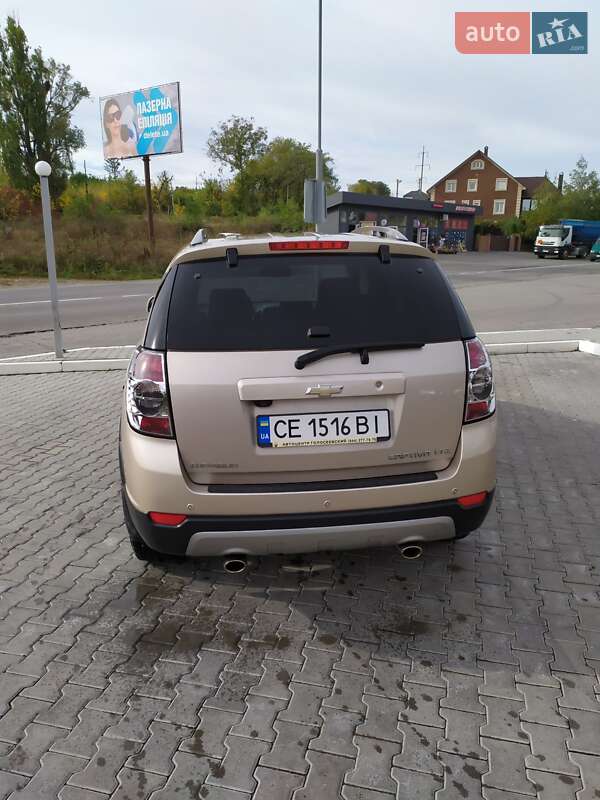 Позашляховик / Кросовер Chevrolet Captiva 2012 в Чернівцях