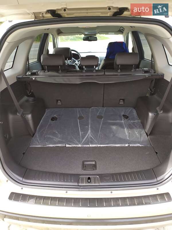 Позашляховик / Кросовер Chevrolet Captiva 2012 в Чернівцях