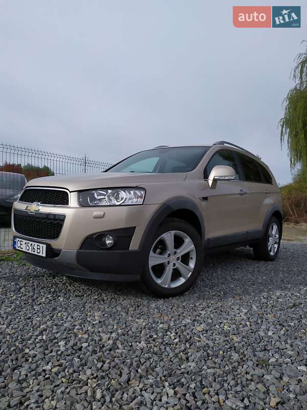 Позашляховик / Кросовер Chevrolet Captiva 2012 в Чернівцях