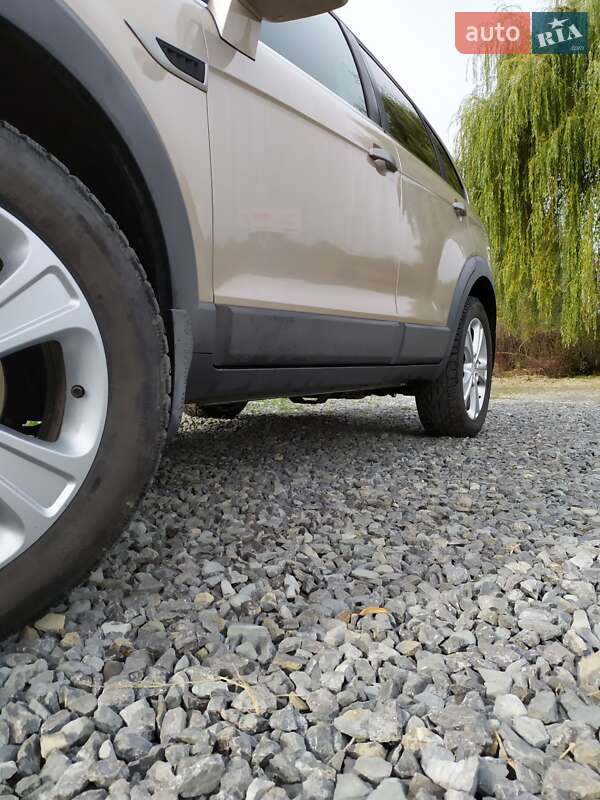 Позашляховик / Кросовер Chevrolet Captiva 2012 в Чернівцях