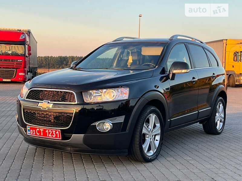 Внедорожник / Кроссовер Chevrolet Captiva 2012 в 