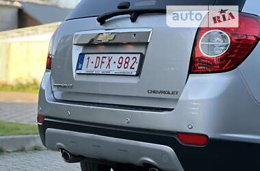 Внедорожник / Кроссовер Chevrolet Captiva 2009 в 