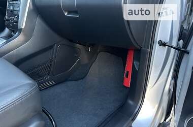 Внедорожник / Кроссовер Chevrolet Captiva 2009 в 