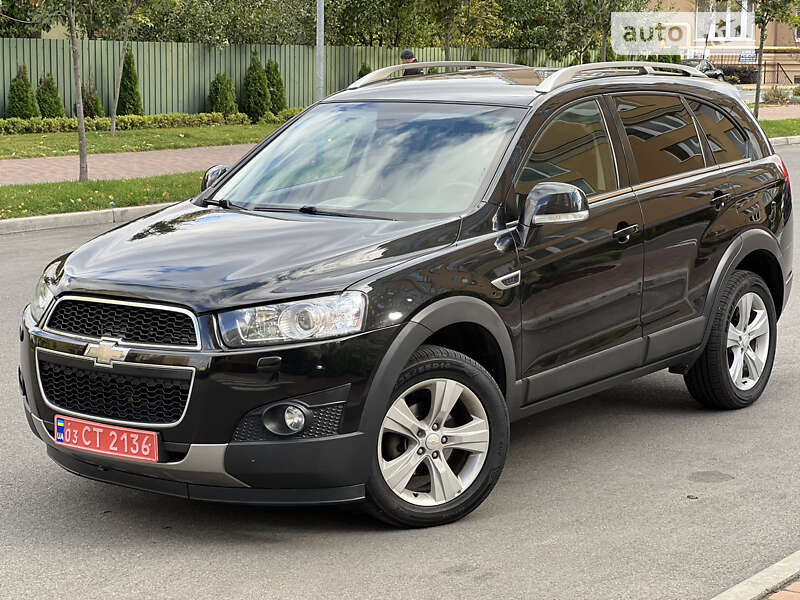 Внедорожник / Кроссовер Chevrolet Captiva 2013 в 