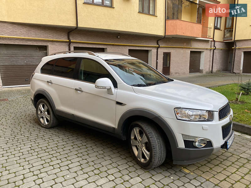 Позашляховик / Кросовер Chevrolet Captiva 2012 в Івано-Франківську