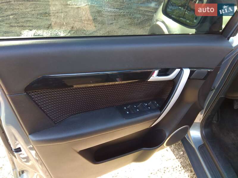 Внедорожник / Кроссовер Chevrolet Captiva 2011 в Ивано-Франковске