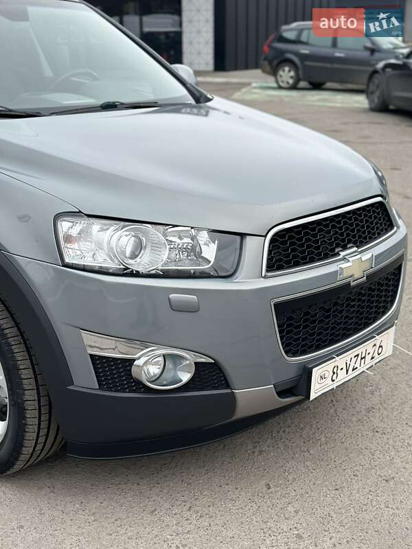 Внедорожник / Кроссовер Chevrolet Captiva 2012 в Дубно