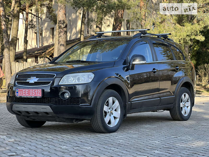 Внедорожник / Кроссовер Chevrolet Captiva 2009 в Луцке