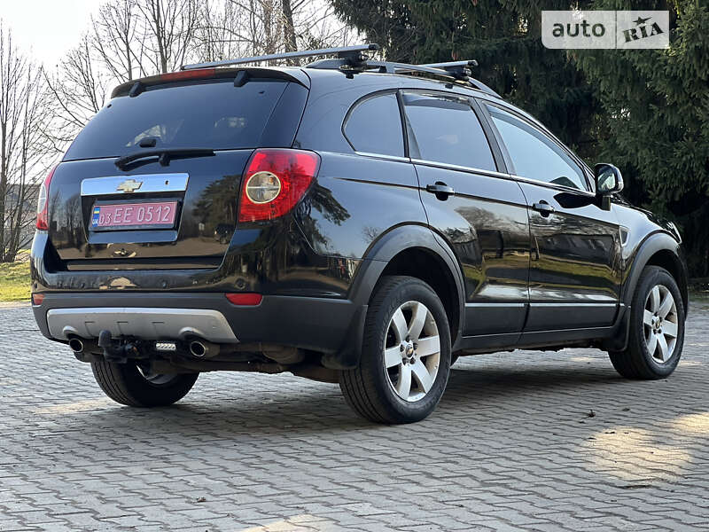 Внедорожник / Кроссовер Chevrolet Captiva 2009 в Луцке