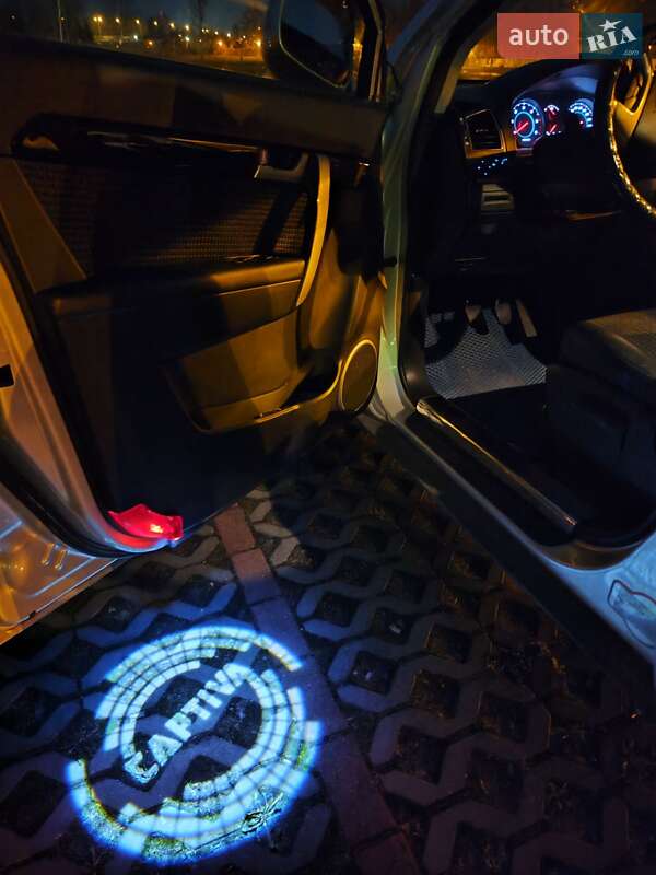 Позашляховик / Кросовер Chevrolet Captiva 2011 в Вінниці