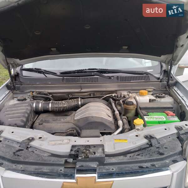 Внедорожник / Кроссовер Chevrolet Captiva 2008 в Хотине